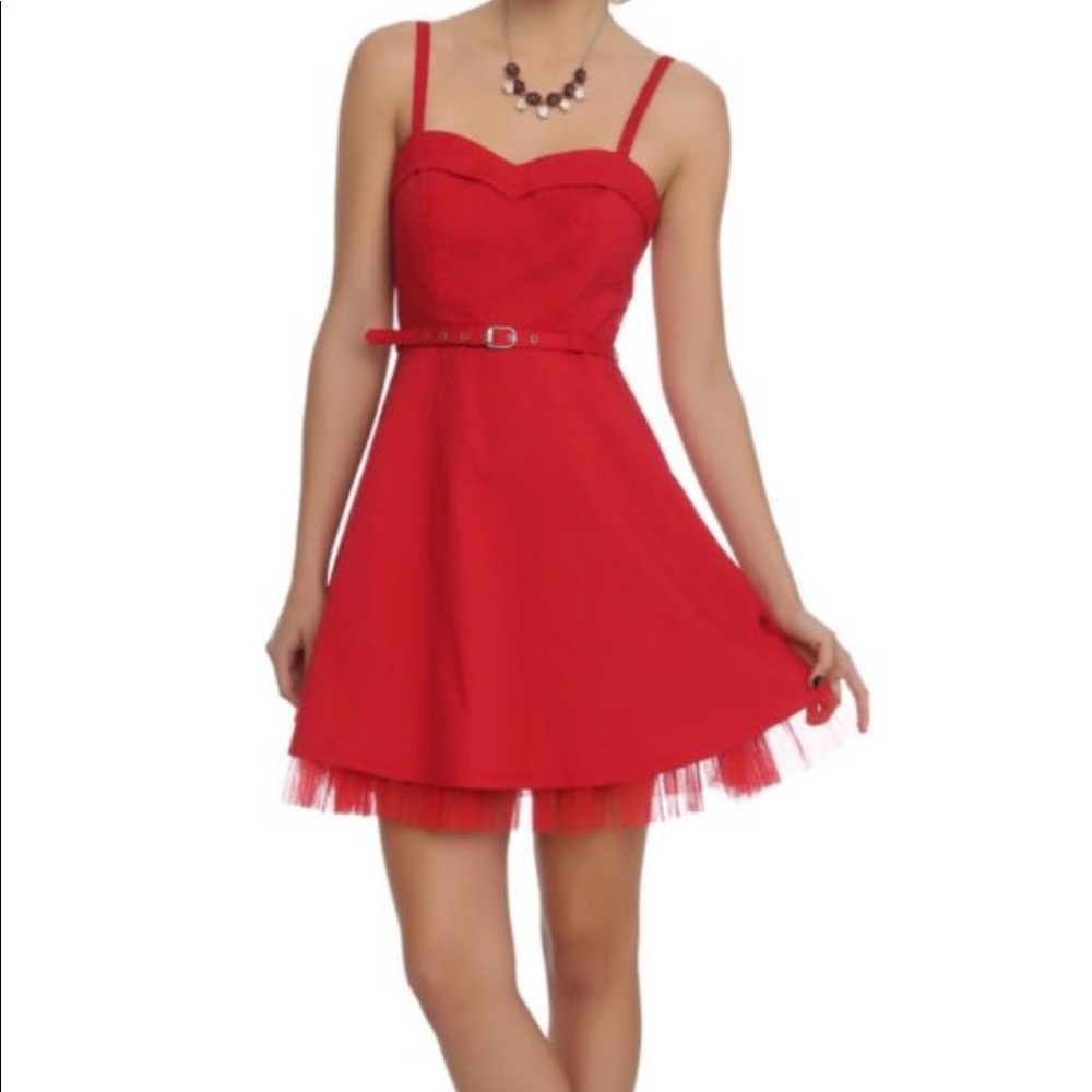 🌟Host Pick🌟 Royal Bones red mini dress w/ faux leather belt